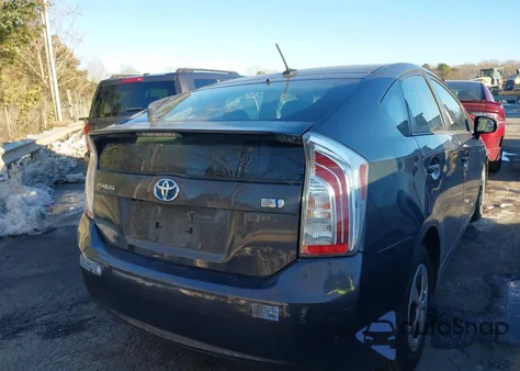 2013 Toyota Prius Three z USA, uszkodzony, nr VIN JTDKN3DU3D1716531